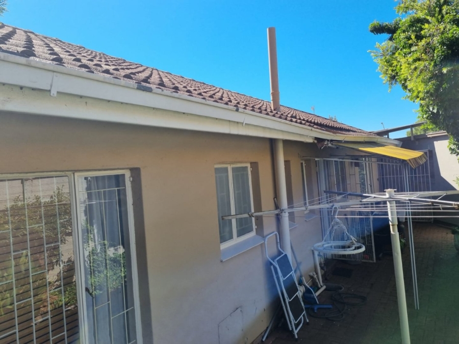 3 Bedroom Property for Sale in Pellissier Free State